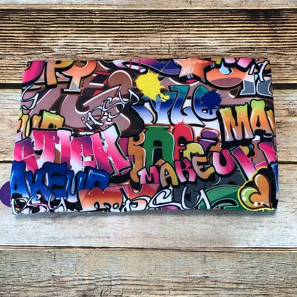 ipsy Graffiti Cosmetic Makeup Bag - Picture 2 of 3